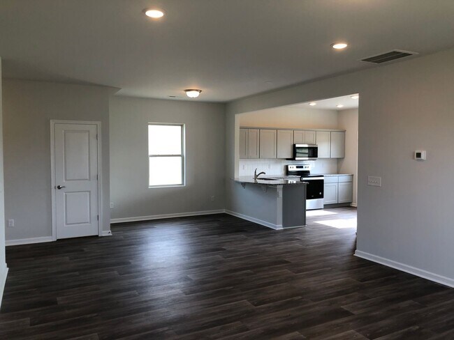 Foto del edificio - Lovely 3 bedroom 2.5 Bath in Williamson Co...