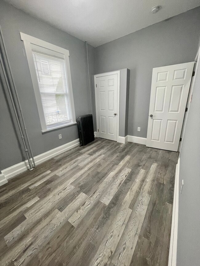 Building Photo - 840 Cumberland St