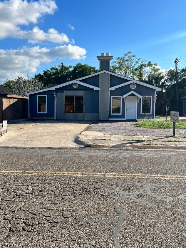 1506 N Parkwood Dr, Harlingen, TX 78550 House Rental in Harlingen, TX