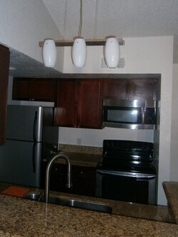 Building Photo - 5168 Conroy Rd
