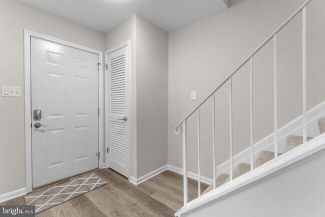 Building Photo - 3484 Legere Ct