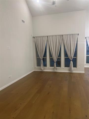 Foto del edificio - 4304 Expedition Dr