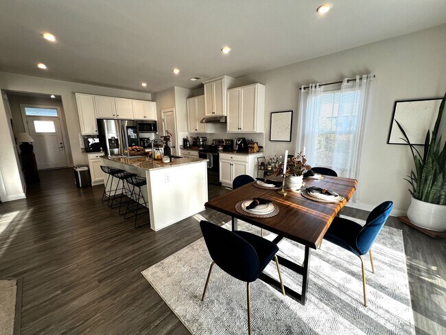 Foto del edificio - Immaculate 3, Bed, 2.5 Bath Home Minutes from the VA/NC Line