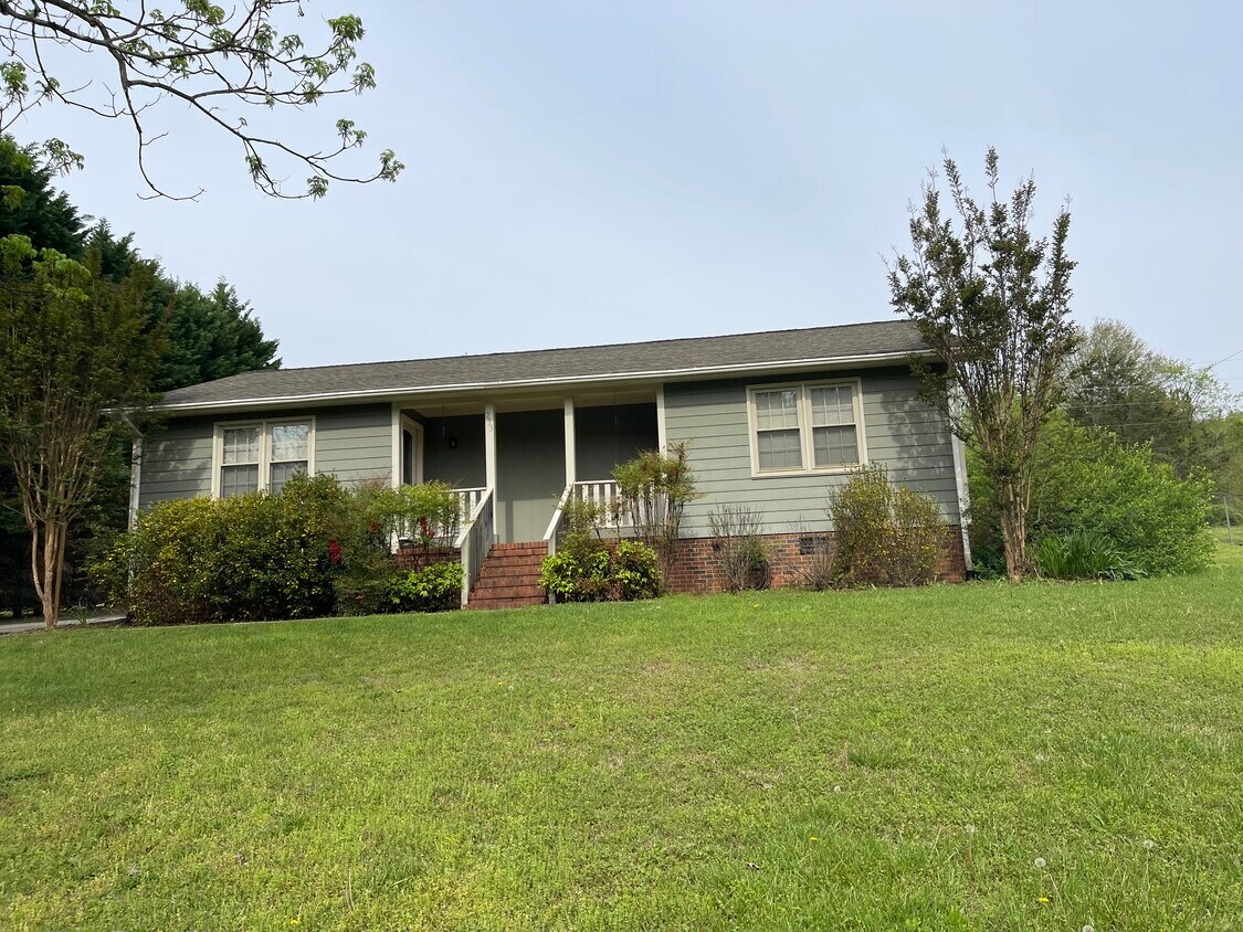 Primary Photo - 253 Norman Dr