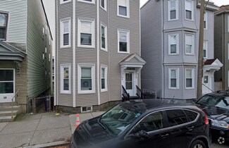 Building Photo - 22 Howell St