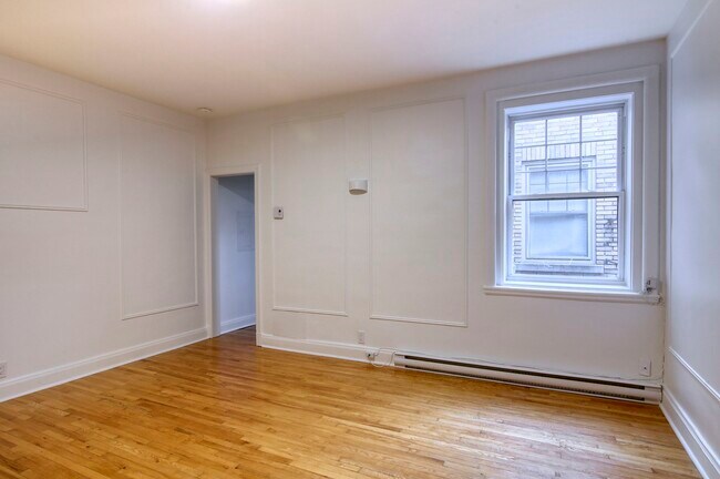 Photo du bâtiment - 2100 Rue du Fort