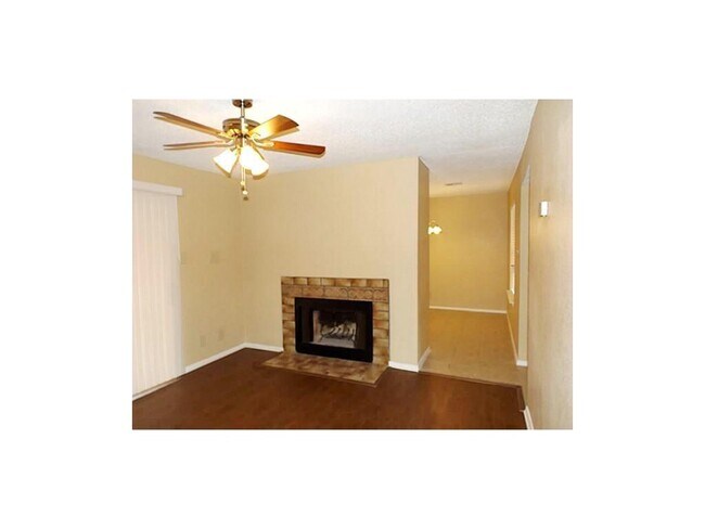 Building Photo - 4748 Old Bent Tree Ln