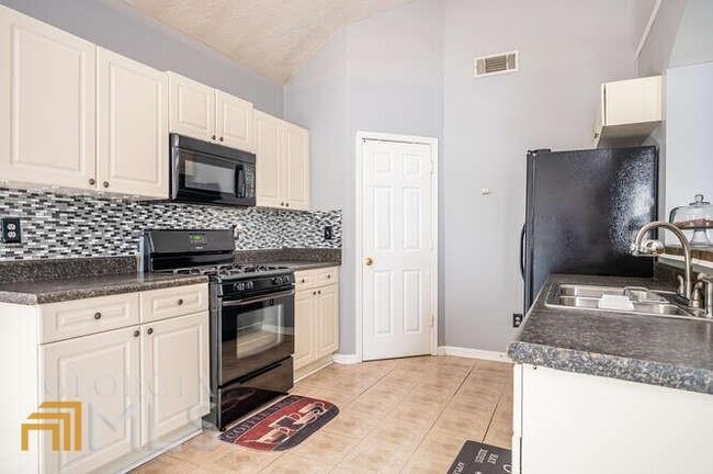 Building Photo - 4203 Wesley Hall Ln