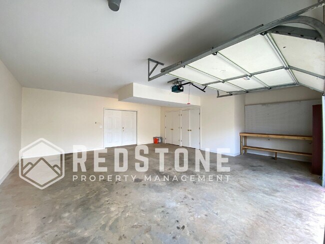 Foto del edificio - 3903 Johns Creek Dr