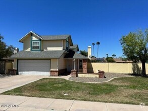 Building Photo - 1200 W Shawnee Dr