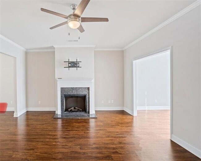 Foto del edificio - 7704 Fawn Cir