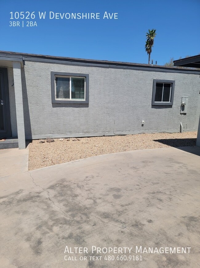 Foto del edificio - 10526 W Devonshire Ave
