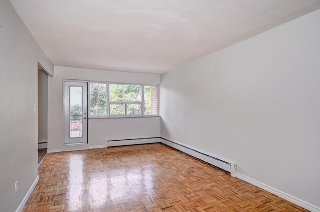 Photo du bâtiment - Dolph Street Apartments