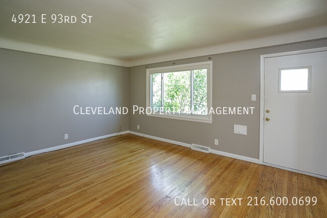 Foto del edificio - 4921 E 93rd St