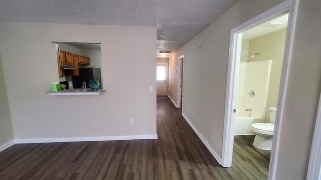 Building Photo - 1150 Micha Way