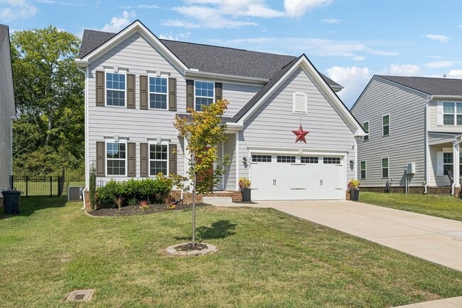 Foto del edificio - 5BR/3.5BA home offers stylish and function...