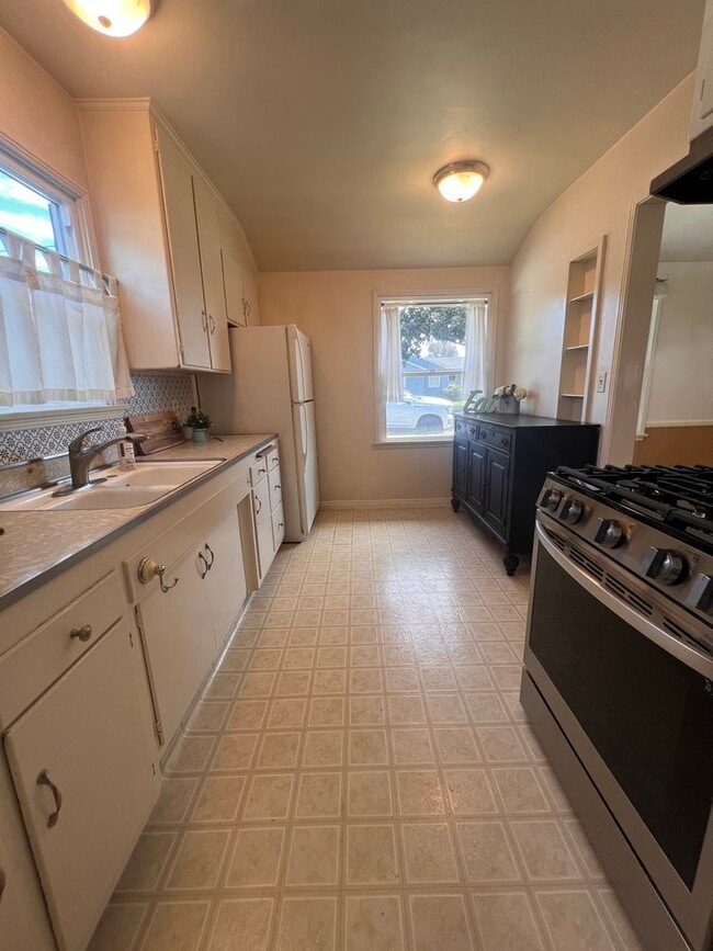 Building Photo - Charming 3-Bedroom Home in Whittier, CA!