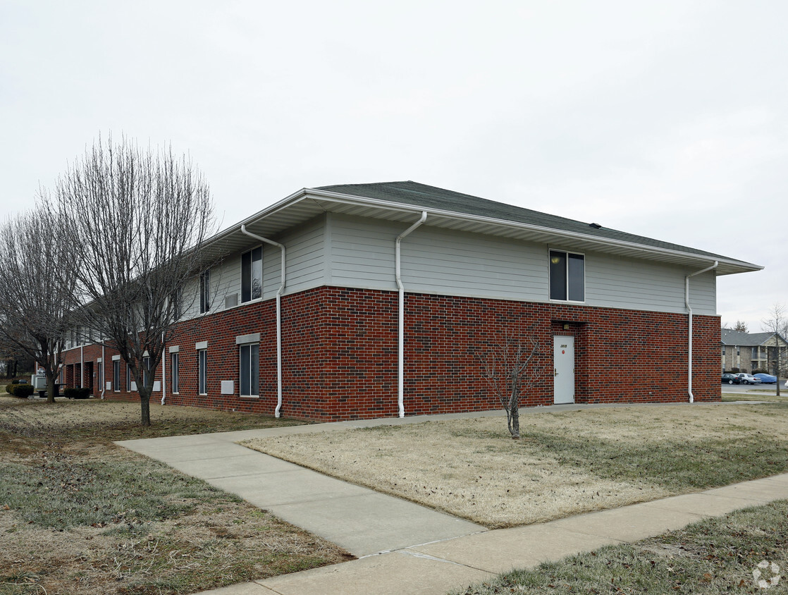 Building Photo - Tim O'Brien Apartments