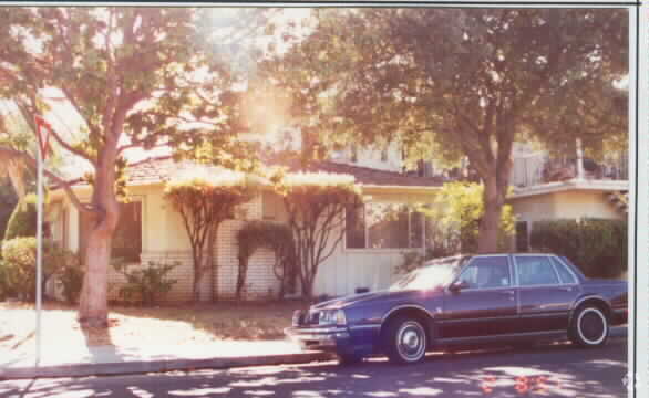 Building Photo - 658 Begonia Way