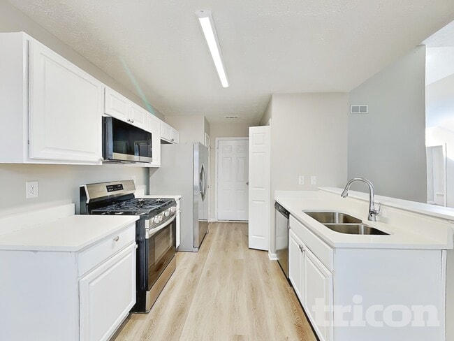 Building Photo - 1002 Mark Trail