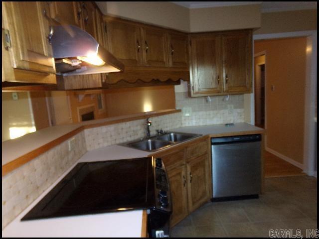 Building Photo - 12 Cedar Point Ct