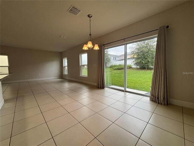 Foto del edificio - 4420 Silver Creek St