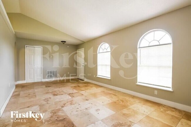 Foto del edificio - 3325 Croton Ave