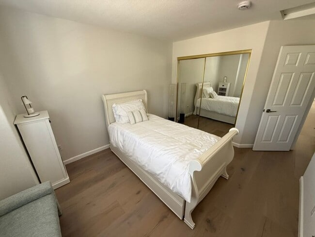 Building Photo - Pleasanton’s Windsor Community 4 bed / 2.5 bath,  Great schools, close to Downtown