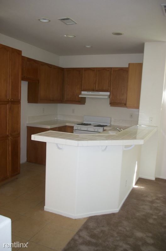 Building Photo - 3 br, 2.5 bath House - 82 Las Flores