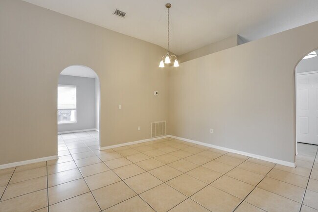 Foto del edificio - 6853 Westlake Blvd