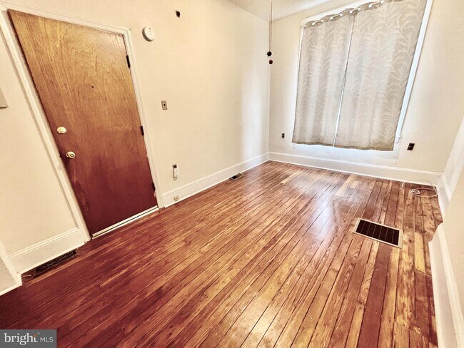 Foto del edificio - 127 W Rittenhouse St
