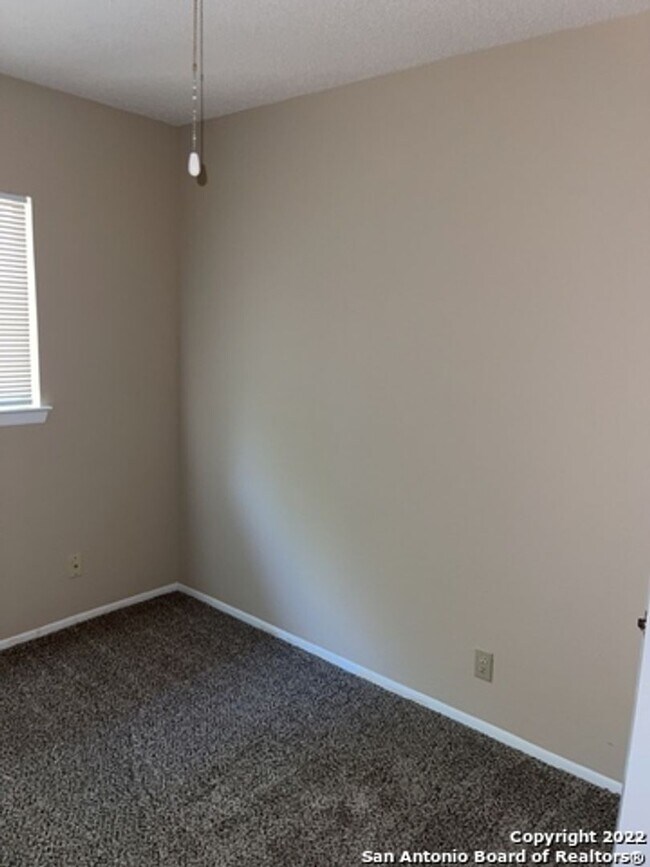 Photo - Adorable Duplex Apartment