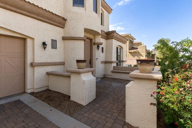Foto del edificio - Spacous 3 Bedroom 2.5 Bathroom in Phoenix