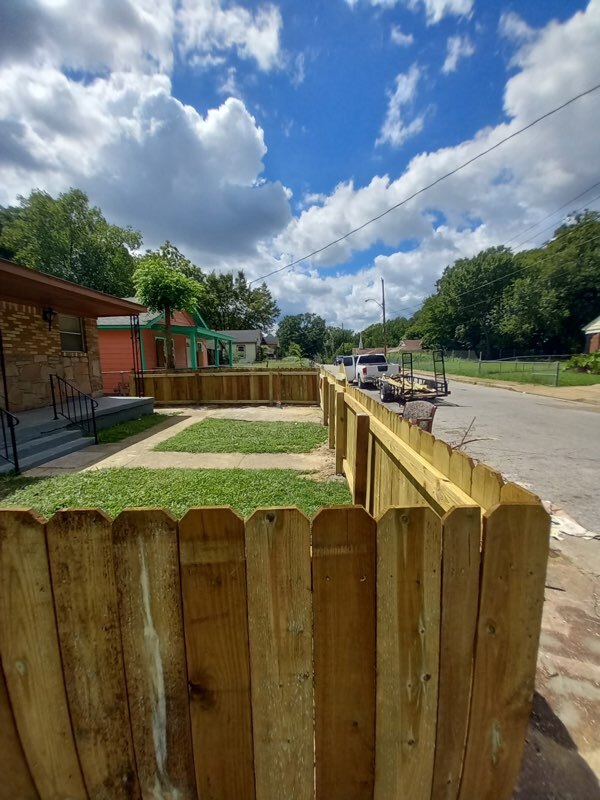 Foto del edificio - 2367 Hunter Ave