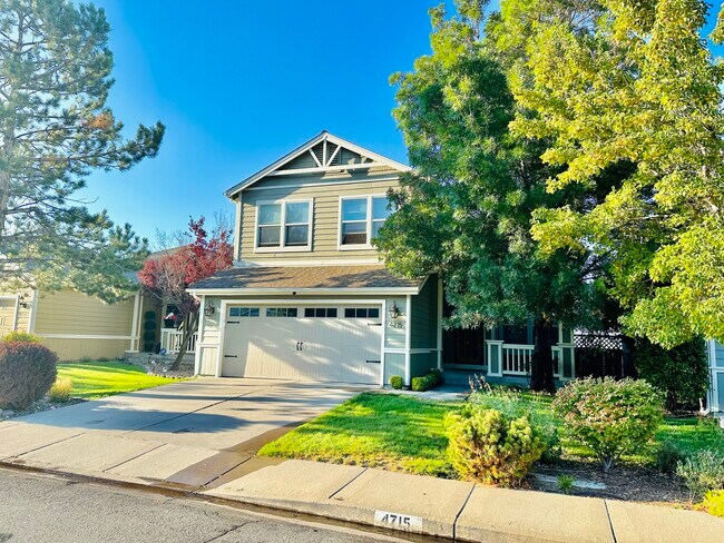 Foto del edificio - 4715 Bradford Ln