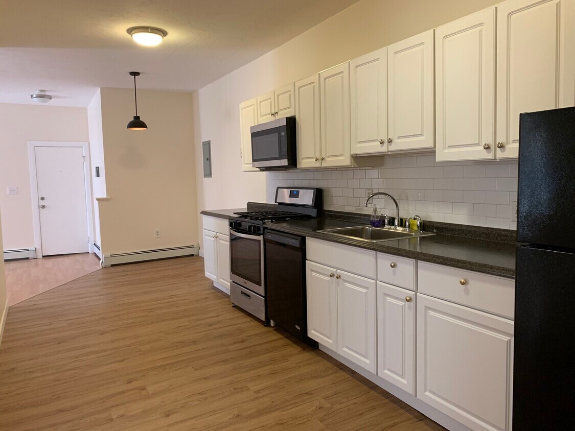 793 Main St, Malden, MA 02148 Condo for Rent in Malden, MA