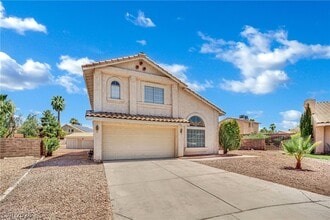 Building Photo - 756 Charwood Cir
