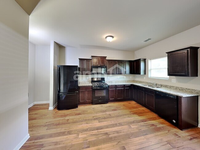 Foto del edificio - 2324 Joplin St