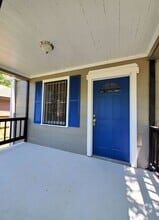 Building Photo - 940 Ridgecrest St