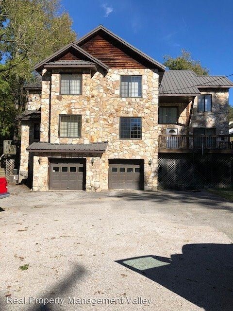 Primary Photo - 4 br, 2 bath House - 224 Atlas Road