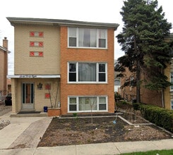 Building Photo - 6048 W 79th St