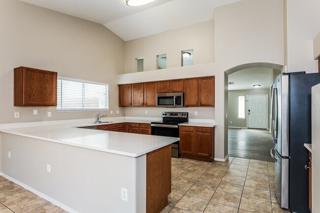 Building Photo - 13538 W Berridge Ln