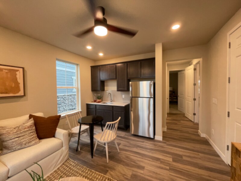 Foto principal - 8136 Arapahoe Peak St