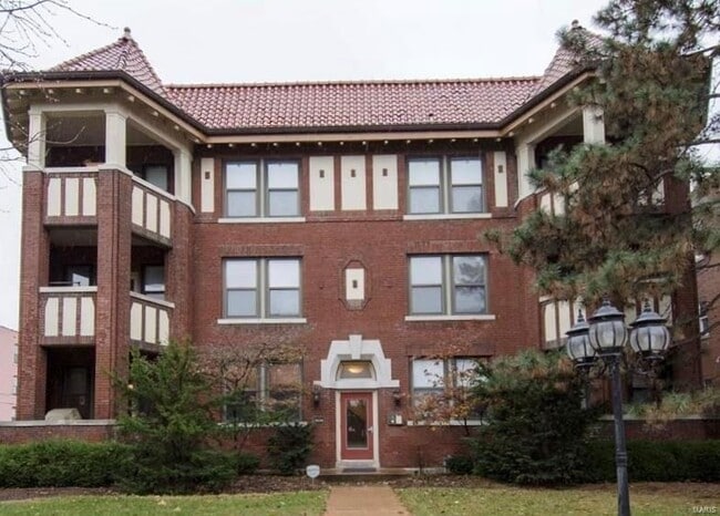 Building Photo - 5646 Waterman Blvd