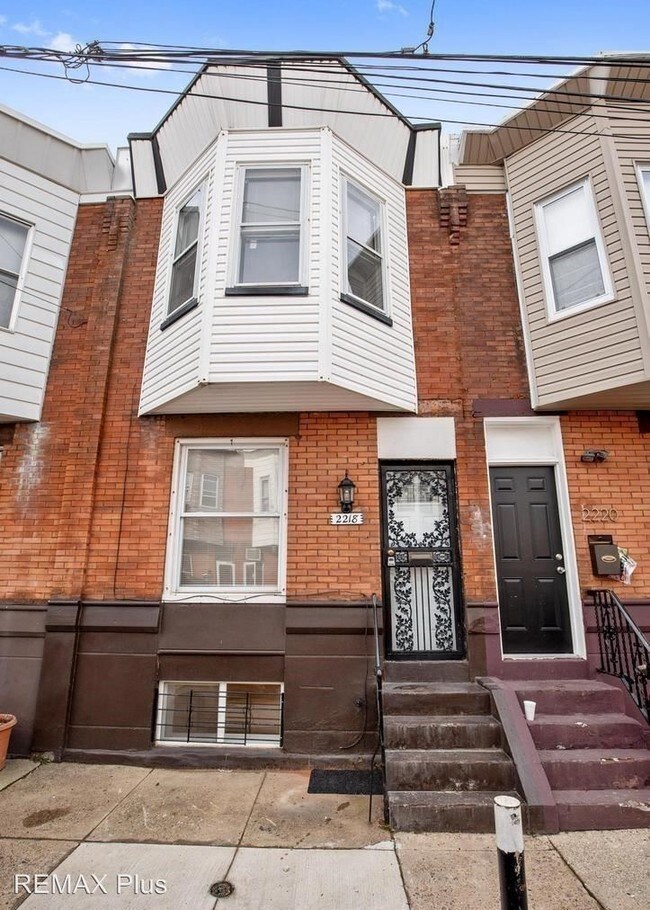 Building Photo - 2 br, 1.5 bath House - 2218 Cantrell St