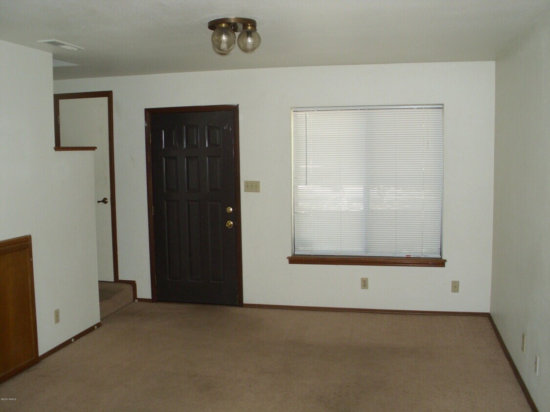 Primary Photo - 501 W Santa Fe Ave