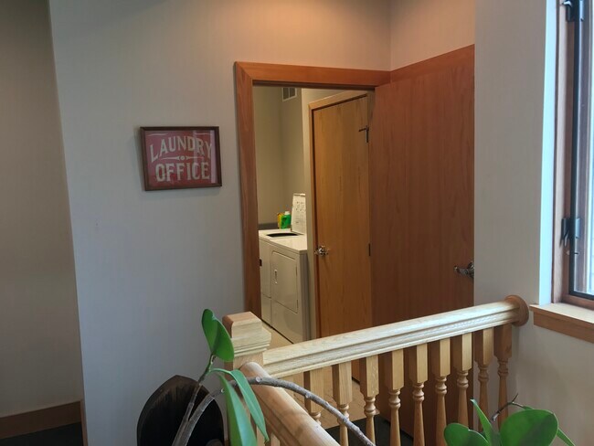 Foto del edificio - 522 Springdale St