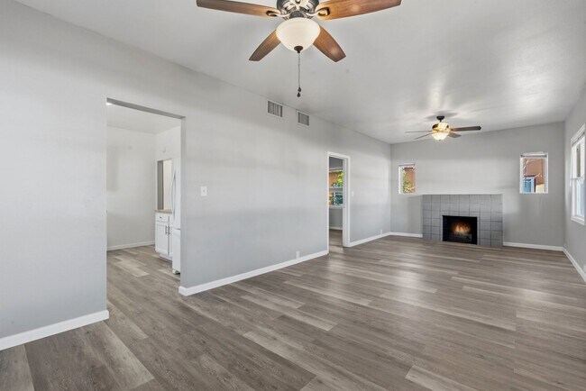 Foto del edificio - 420 E Speedway Blvd