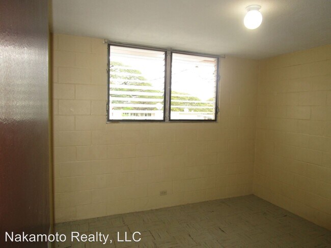 Building Photo - 94-102-102 Pupunohe St