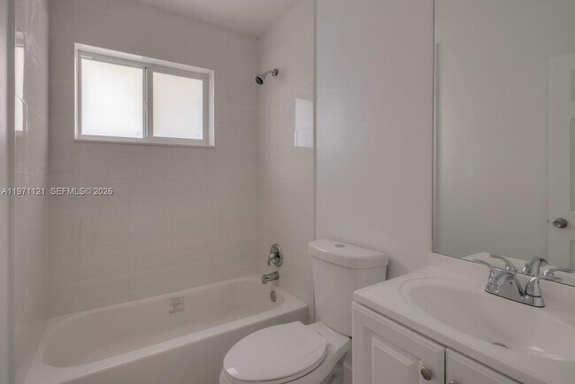 Building Photo - 1280 NW 111th St